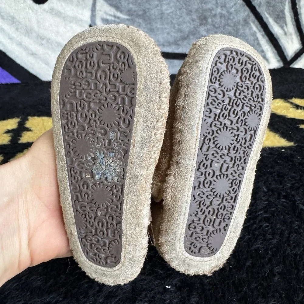 Size 4/5 - UGG Jesse Bow II Infant Booties Chestnut Suede Sheepskin 1018136I